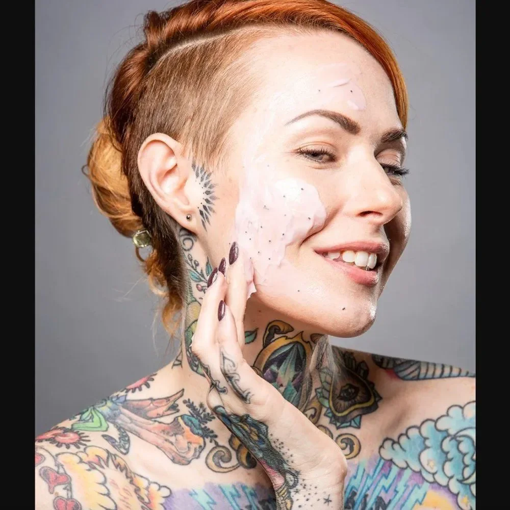 NIB Sweet Treat Wild Berry & Honey Yogurt Recovery Mask - Hey Honey - Picture 5 of 9